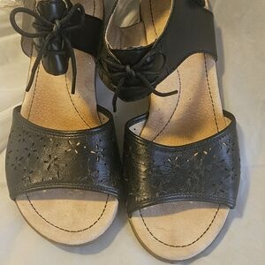 Dansko Black Size 9 Wedge Sandals - Women's